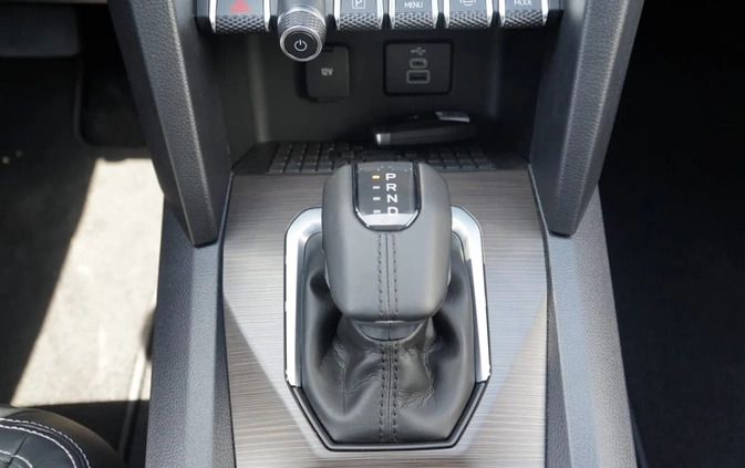 Volkswagen Amarok cena 232470 przebieg: 5000, rok produkcji 2023 z Chęciny małe 301